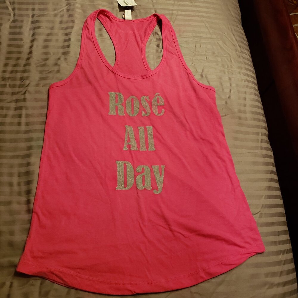 BNWT 24 HOUR FITNESS "'rose all day" muscle shirt (L)